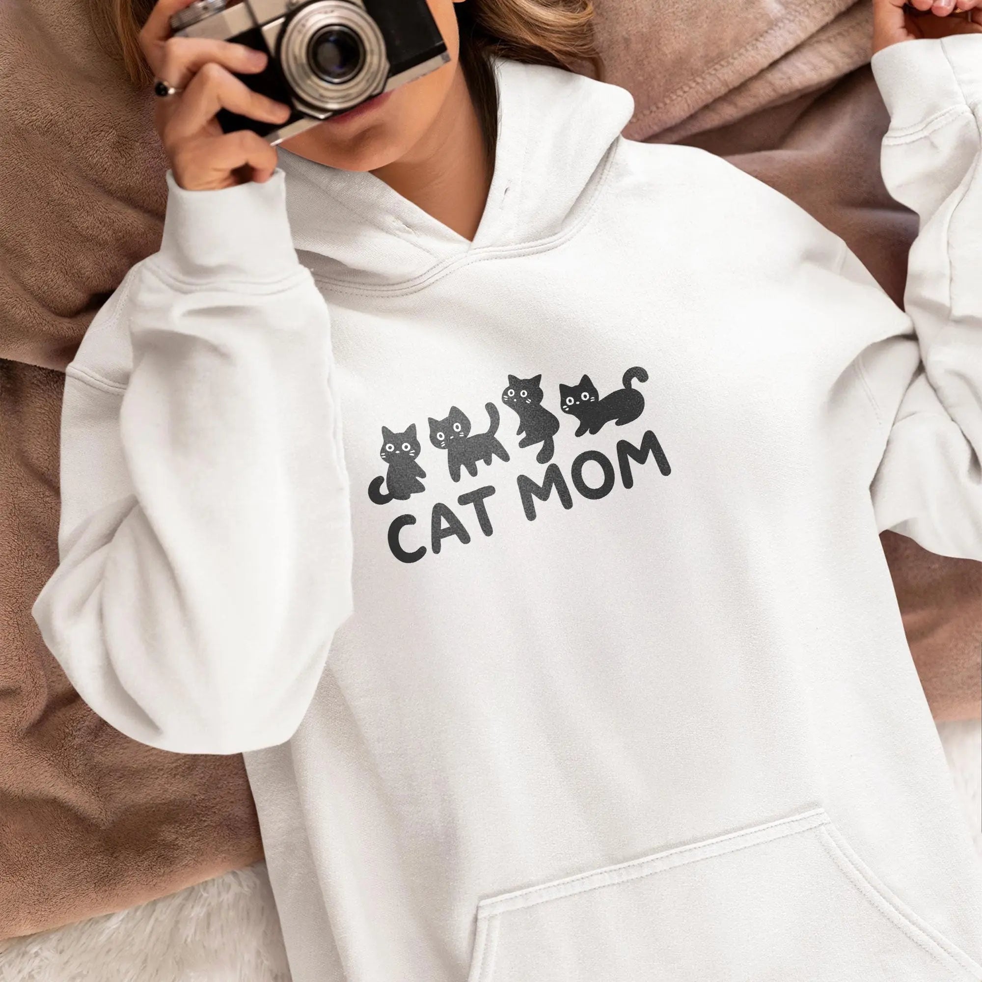 Minimalist Cat Mom Sweatshirt, Shirt, Hoodie - Texalse