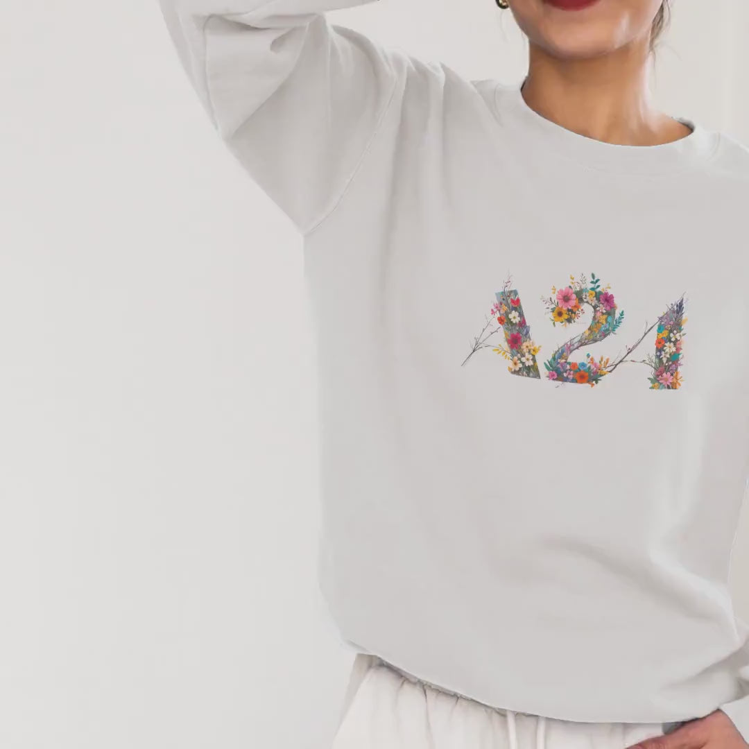 A24 Midsommar Horror Film T-Shirt and Sweatshirt