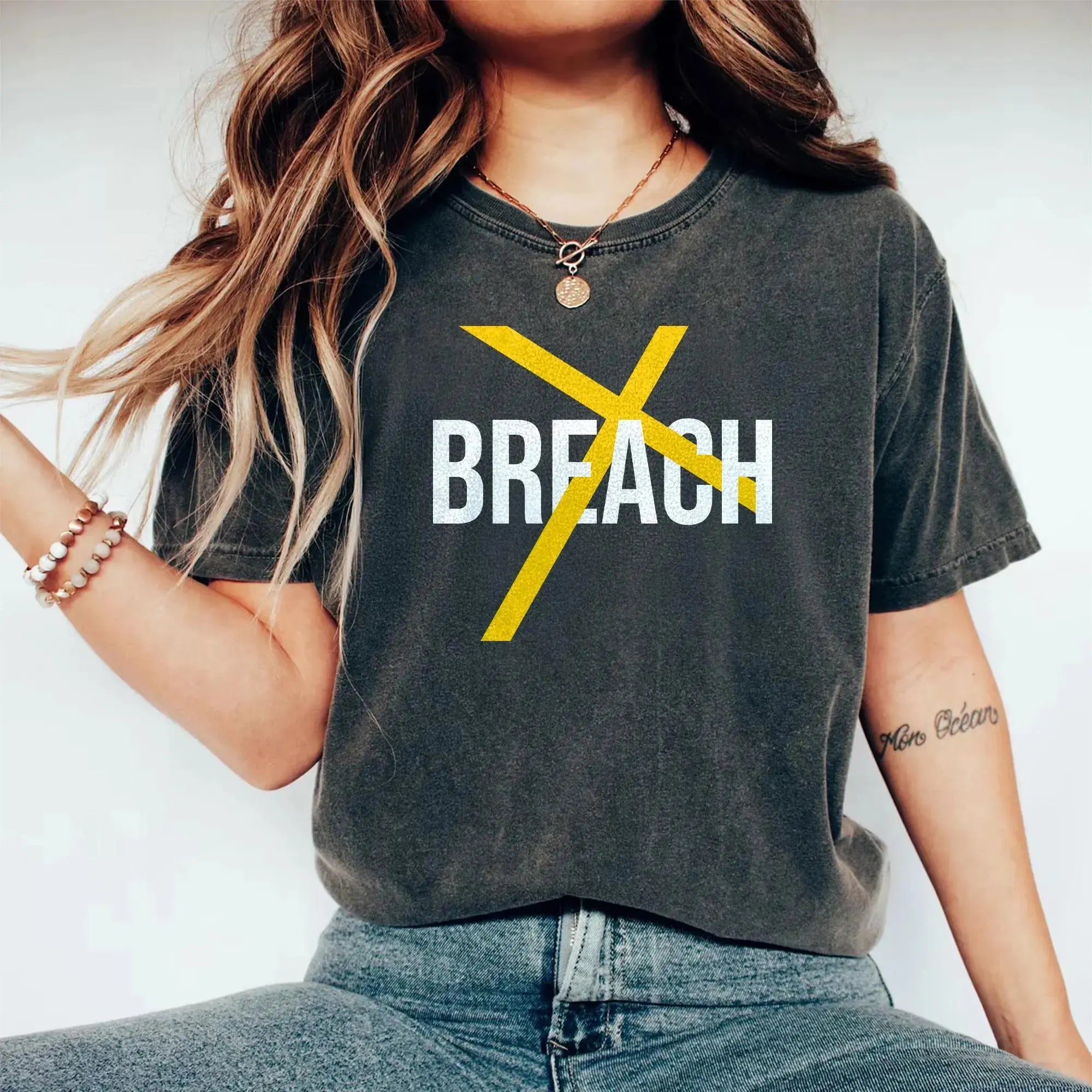 Twenty One Pilots; Breach Shirt - Texalse